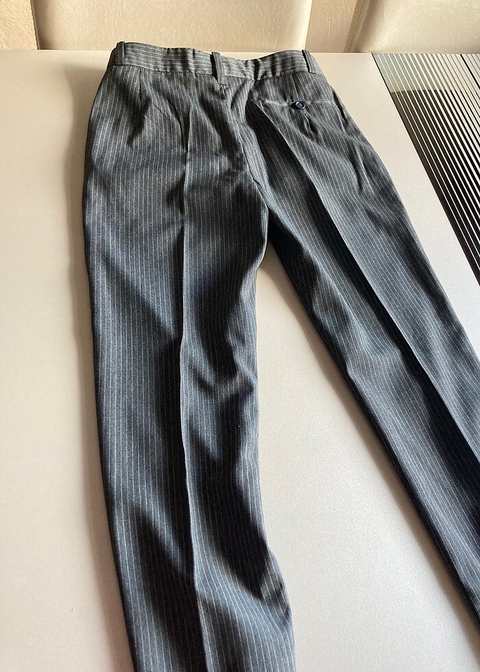 10 yaş erkek çocuk kumaş pantolon - Görsel 5