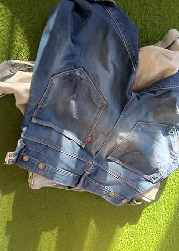 m Beden Levi's Engineered Jean şort