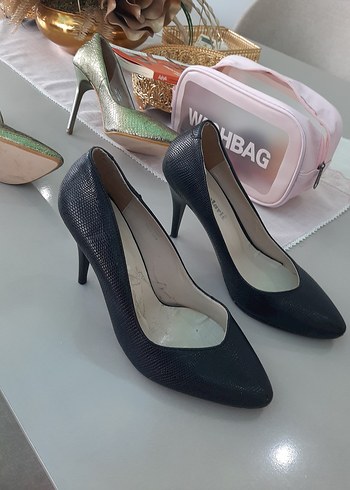 Siyah Yılan Desenli Stiletto Topuklu Kadın Ayakkabı - Görsel 2