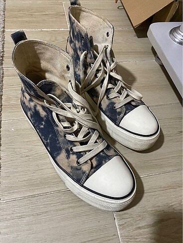 pull and bear converse model ayakkabı