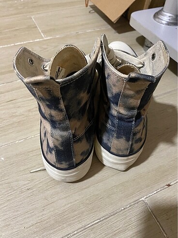 39 Beden ten rengi Renk pull and bear converse model ayakkabı
