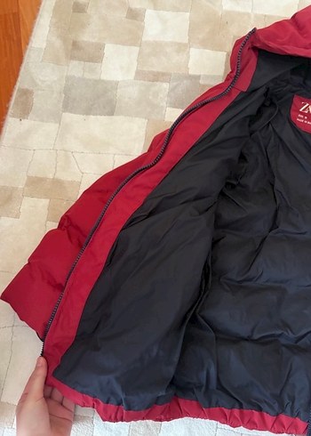 Erkek Çocuk Kapüşonlu Kırmızı Kış Ceketi - Görsel 3