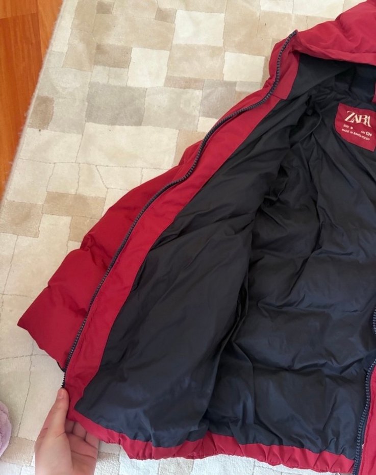 Erkek Çocuk Kapüşonlu Kırmızı Kış Ceketi - Görsel 3