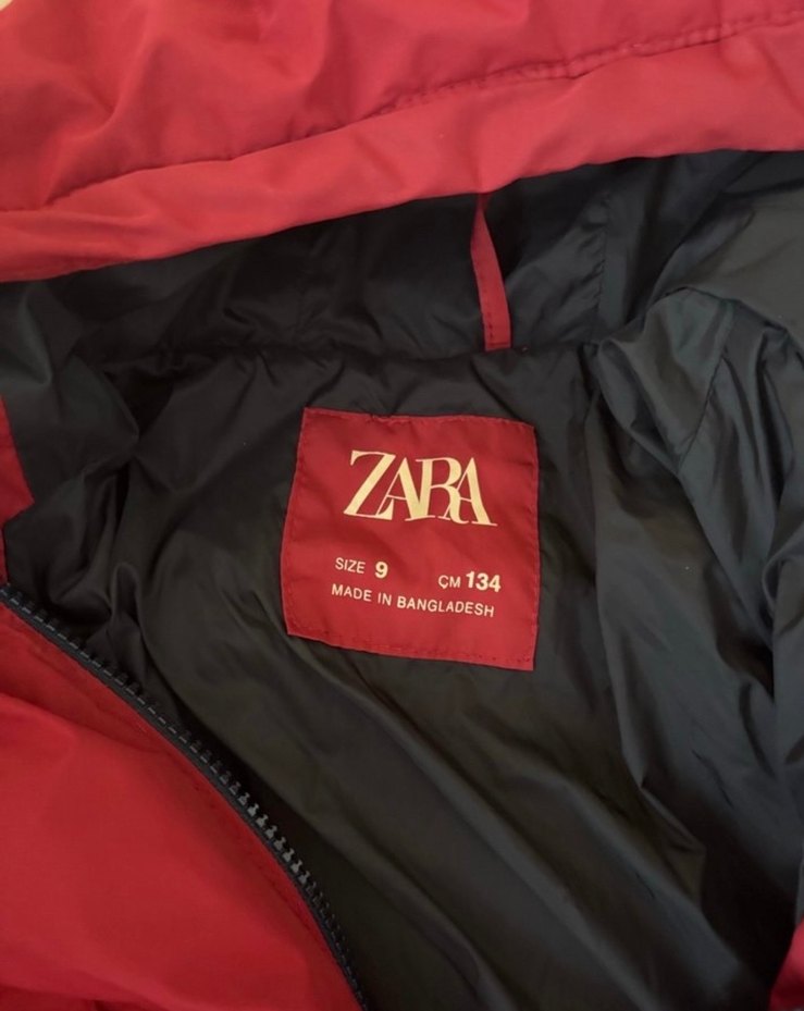 Erkek Çocuk Kapüşonlu Kırmızı Kış Ceketi - Görsel 2