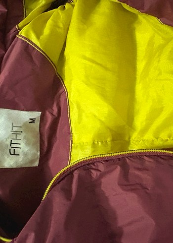 Bordo Kapüşonlu Kadın Şişme Yelek - Görsel 3