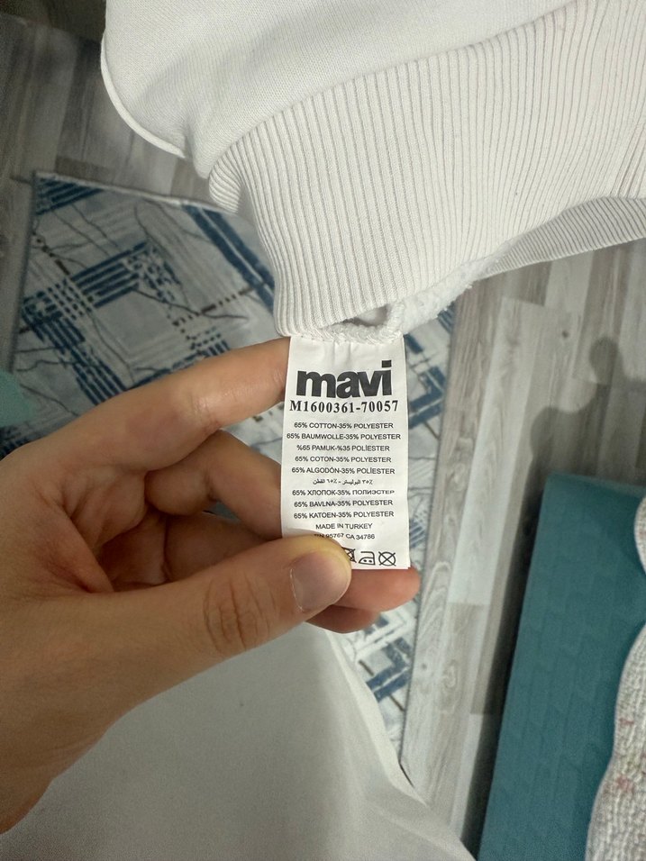 Beyaz Kapüşonlu Mavi Baskılı Sweatshirt - Görsel 4