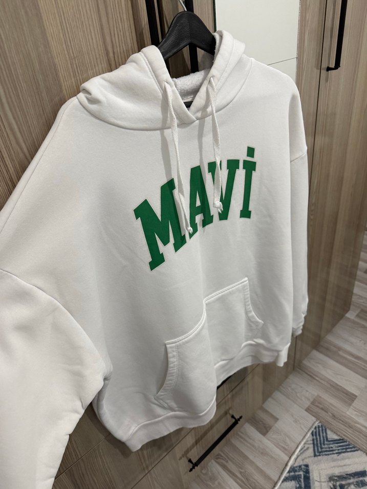 Beyaz Kapüşonlu Mavi Baskılı Sweatshirt - Görsel 2