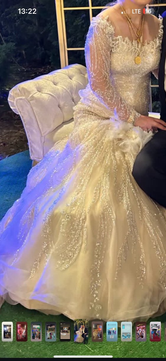 Uzun Kollu Beyaz Balık Gelinlik - Görsel 4