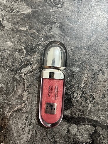  Beden Kiko dudak parlatıcısı