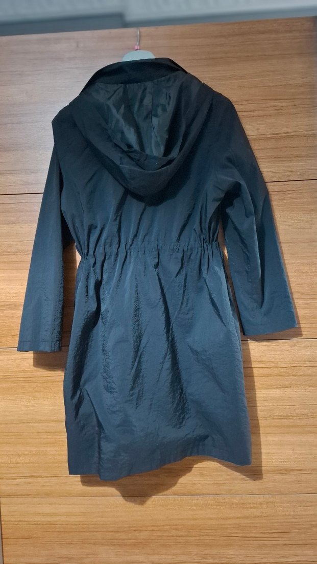 Kadın  Uzun Düğmeli Yağmurluk - Görsel 3