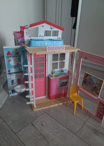 Barbie portatif ev - Görsel 3