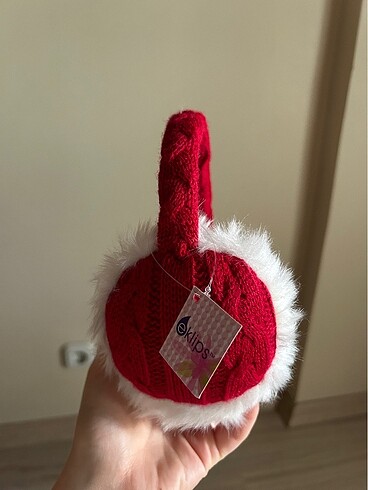 Kırmızı İçi Peluş Kulaklık - Görsel 3