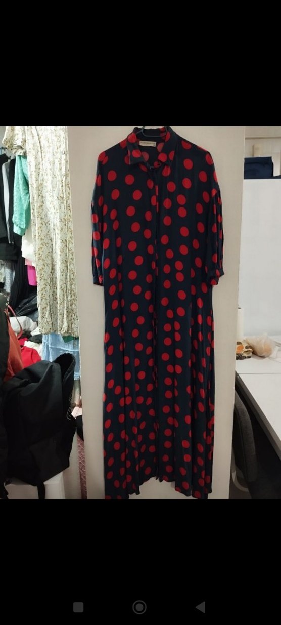 MUDO Kırmızı Puantiyeli Uzun Düğmeli Elbise - Görsel 2