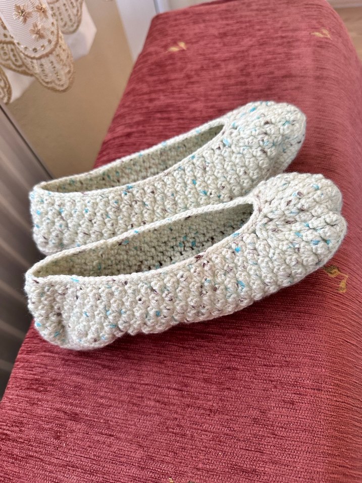 Örgü Kadın Ev patiği - Görsel 2