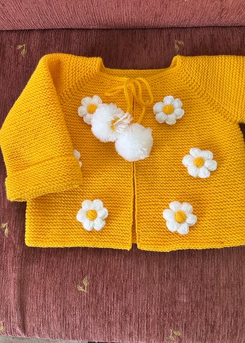 Sarı Nakışlı Kız Çocuk Örgü Hırka - Görsel 2