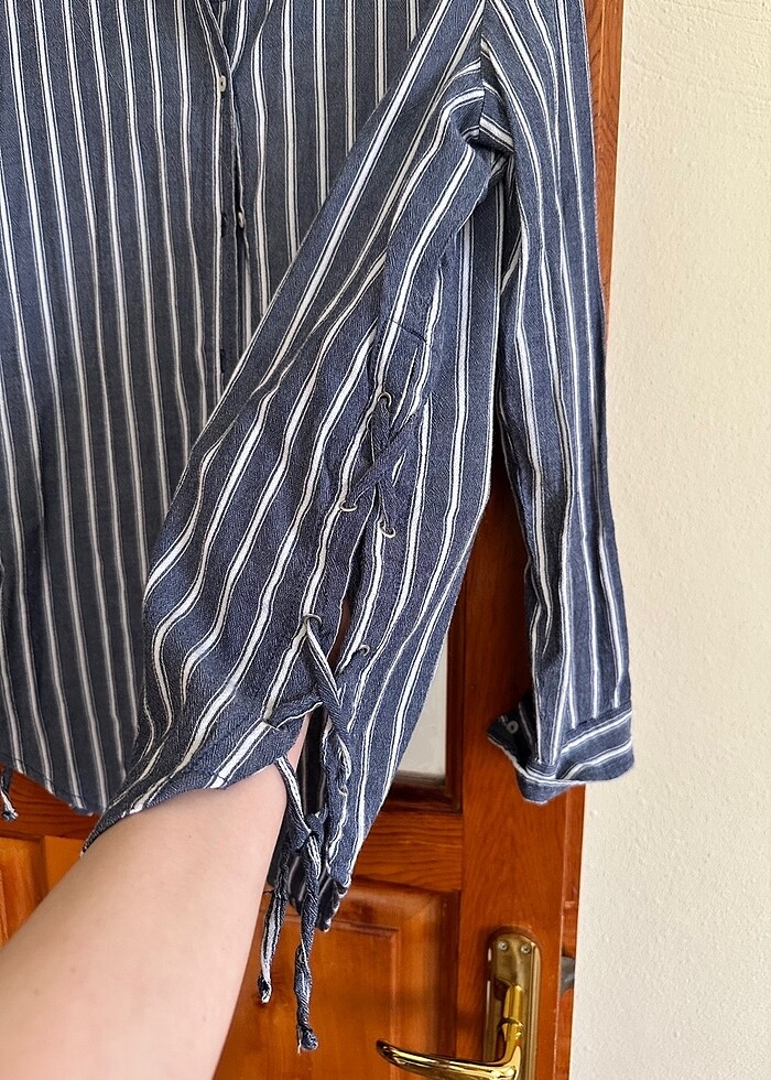 Çizgili gömlek - Görsel 4