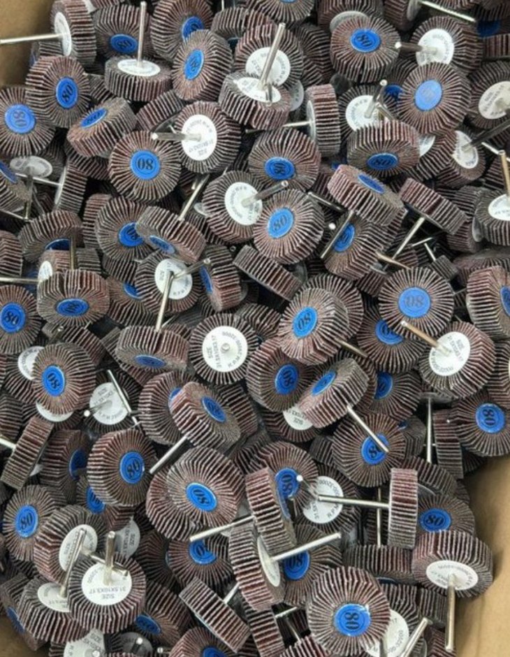 8 adet 80 kum Yaprak zımpara - Görsel 3