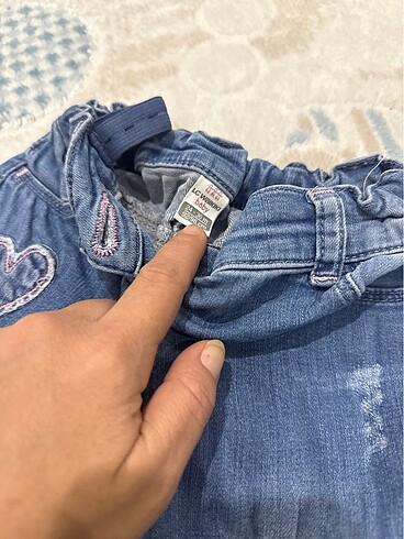 LC Waikiki Temiz ürün sadece kırışık kot pantolon ???? 98 cm 24/36ay