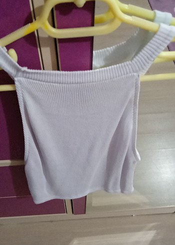 Beyaz Yüksek Yakalı Kadın Atlet - Görsel 2