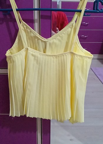 Sarı Pilili Askılı Kadın Bluz - Görsel 2