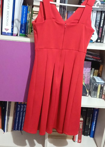 Kırmızı Pilili V Yaka Midi Abiye Elbise - Görsel 2