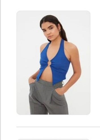 Saks Mavisi Dekolteli Bluz
