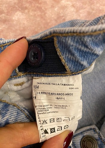 Nakışlı Mavi Kız Çocuk Denim Şort - Görsel 4