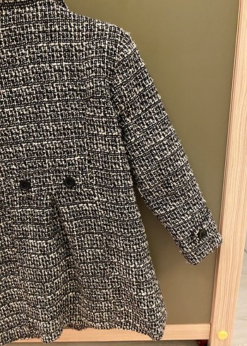 Düğmeli Midi siyah beyaz kaban - Görsel 4