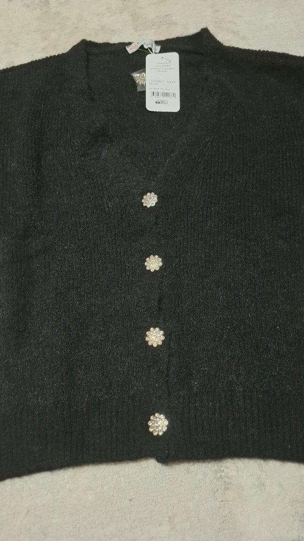 Siyah Düğmeli V Yaka Midi Hırka - Görsel 2