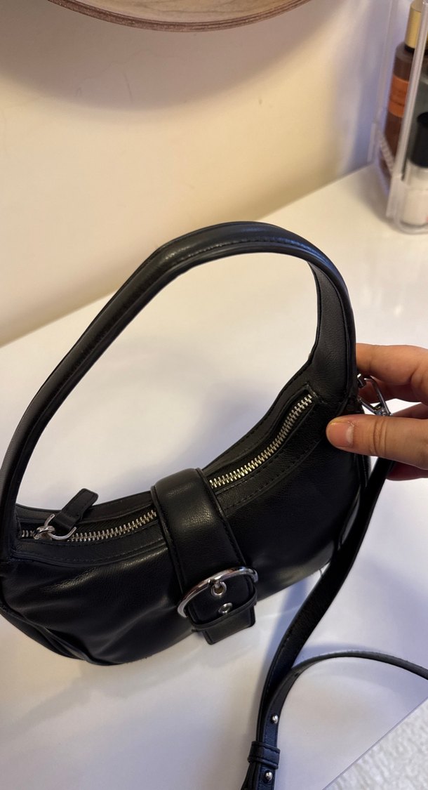 Siyah Deri Tokalı Kadın Çanta - Görsel 4