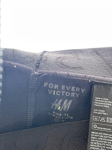 s Beden çeşitli Renk H&M Tayt / Spor taytı %70 İndirimli.