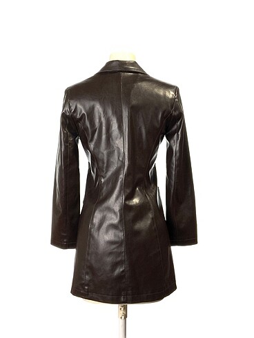 38 Beden Diğer Trenchcoat %70 İndirimli.