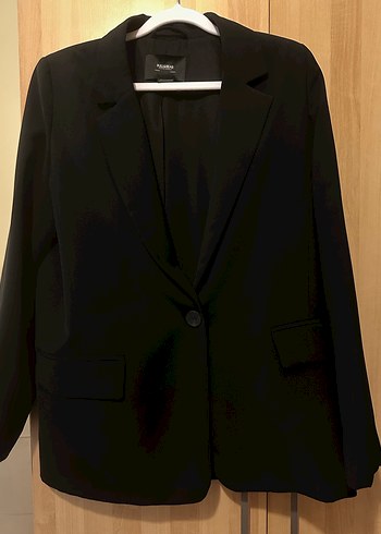 Pull and Bear Pullandbear Dugmeli Siyah Kadin Blazer Ceket Siyah L Beden