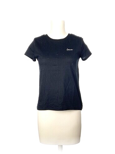 PreLoved T-shirt %70 İndirimli.