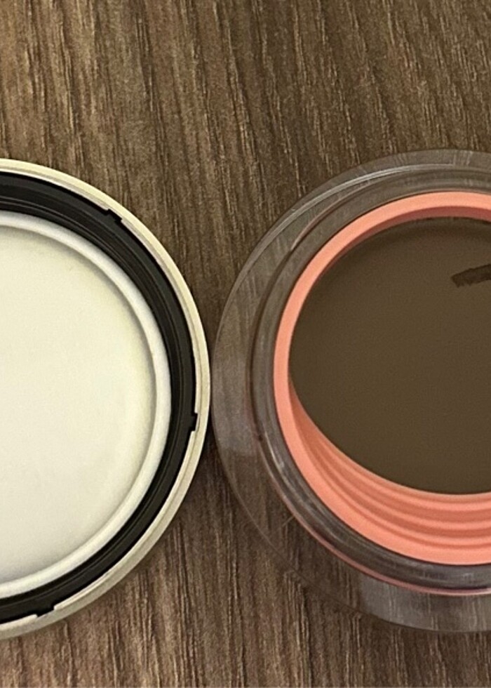 Benefit Powmade Brow Pomade 3.5 Neutral Medıum Brown - Görsel 3