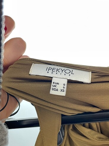 s Beden çeşitli Renk ipekyol Askılı %70 İndirimli.
