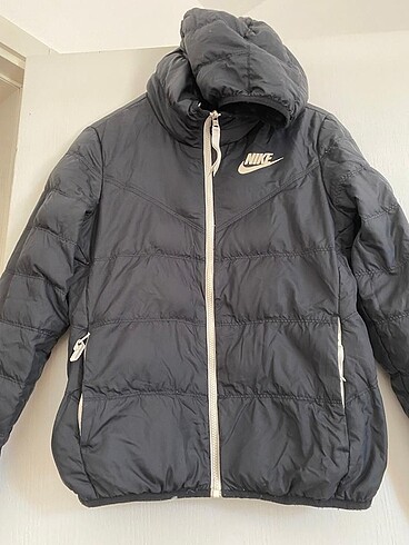 Nike kaz tüyü çocuk montu
