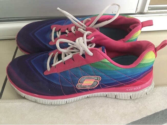 40 Beden Skechers ayakkabı