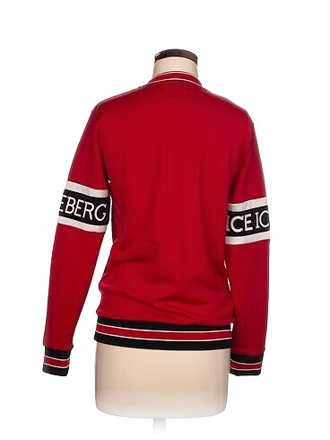 universal Beden Iceberg Spor Dış Giyim %70 İndirimli.