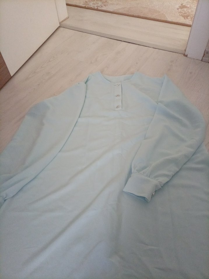 Düğmeli Beyaz Keten Kadın Gömlek - Görsel 3