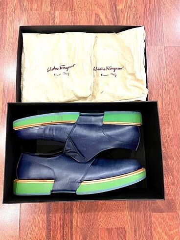 Salvatore Ferragamo 42.5