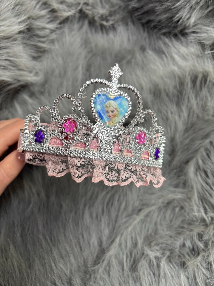 Renkli Nakışlı Tüylü Çocuk Taç - Görsel 3