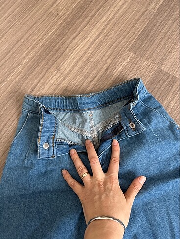 LC Waikiki Kız çocuk 5-6 yaş kot şort