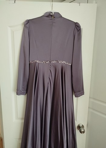 Uzun Mor İşlemeli Kadın Abiye Elbise - Görsel 4