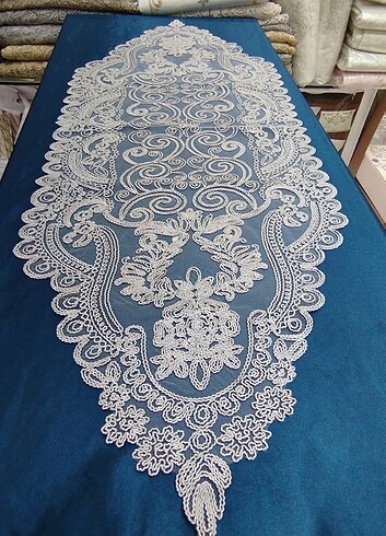  Beden çeşitli Renk 38X110'CM HAYEL TÜL ÜZERNE KORDNLU RUNER