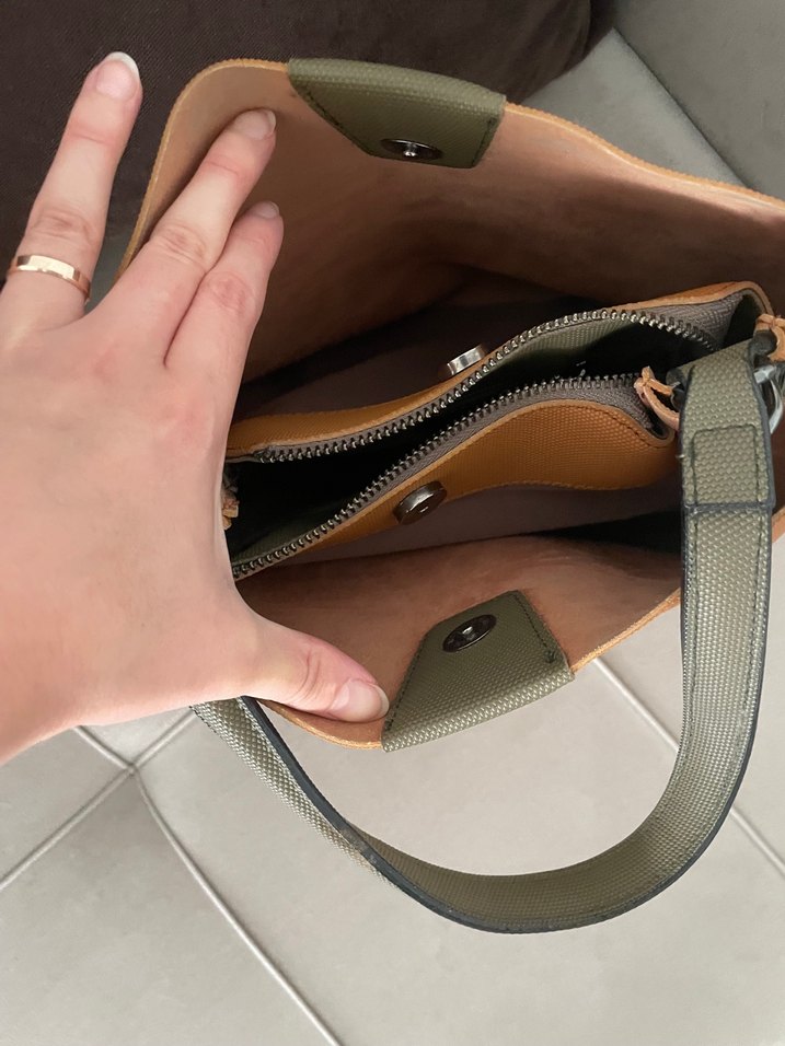 Kadın Deri Fermuarlı Haki Çanta - Görsel 2