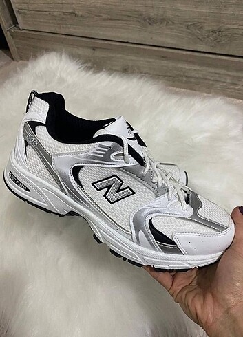 New balance 530
