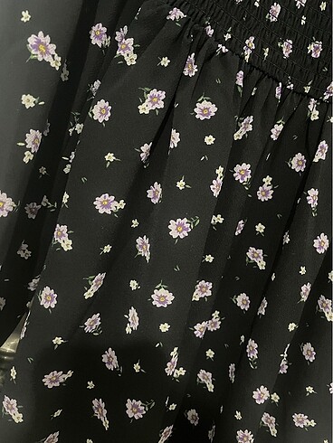 xs Beden H&M çiçekli siyah elbise