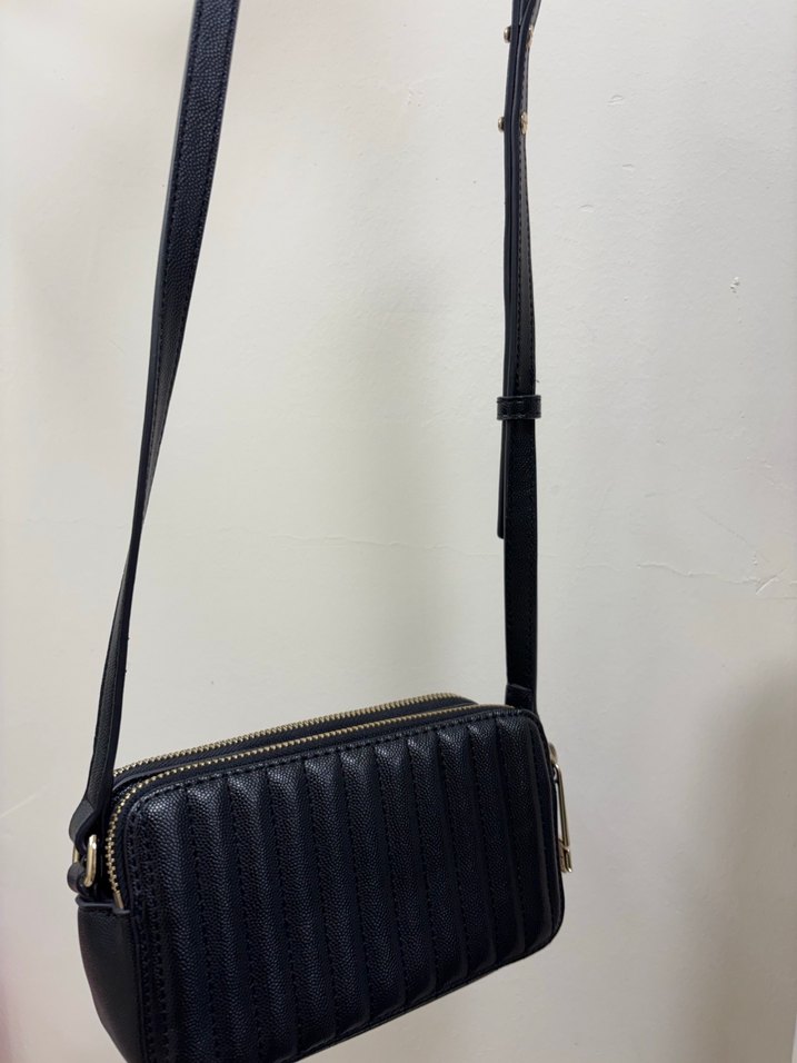 Siyah Deri Kadın Çapraz Çanta - Görsel 4