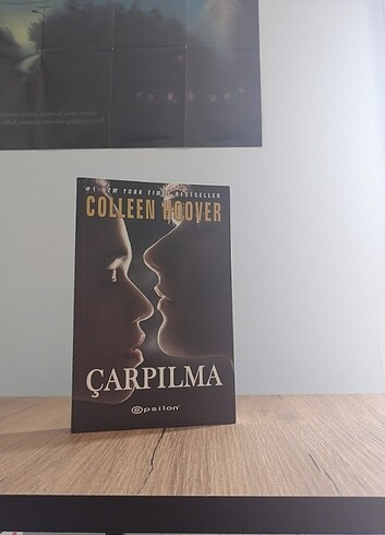 Çarpılma- Colleen Hoover